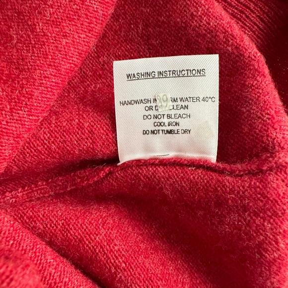 Alan Paine Super GEELONG Wool V Neck Sweater in Poppy Melange - Picture 8 of 8